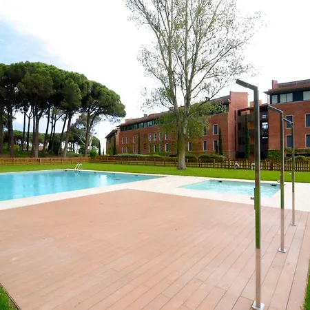 On Golf Course Near Sandy Beaches * Gualta